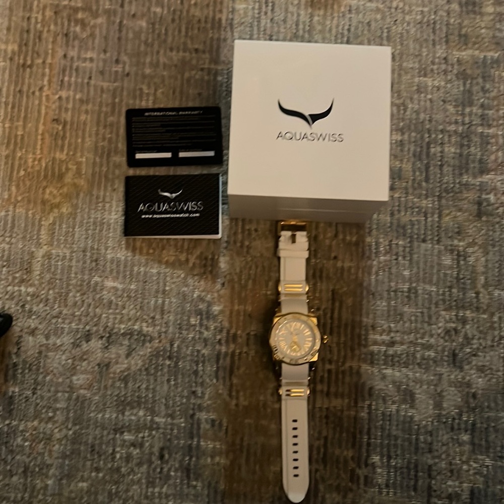 Aqua Swiss Swiss Sport watch, white